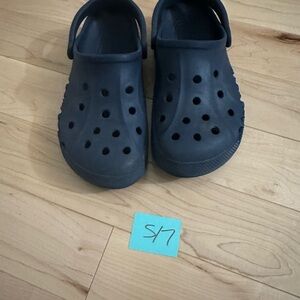 CROCS Kids dark blue size 5/7